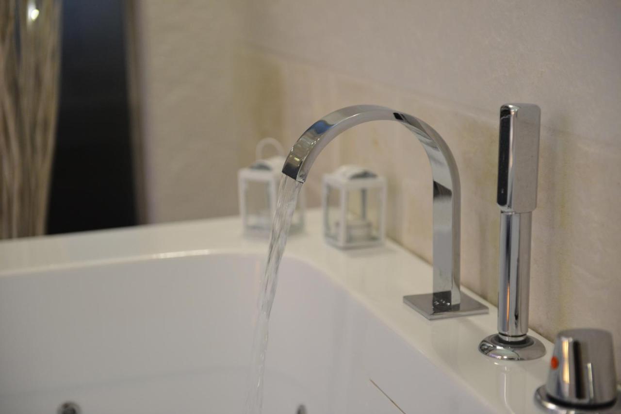 Suite Laurel Spa Con Idromassaggio Fasano Buitenkant foto