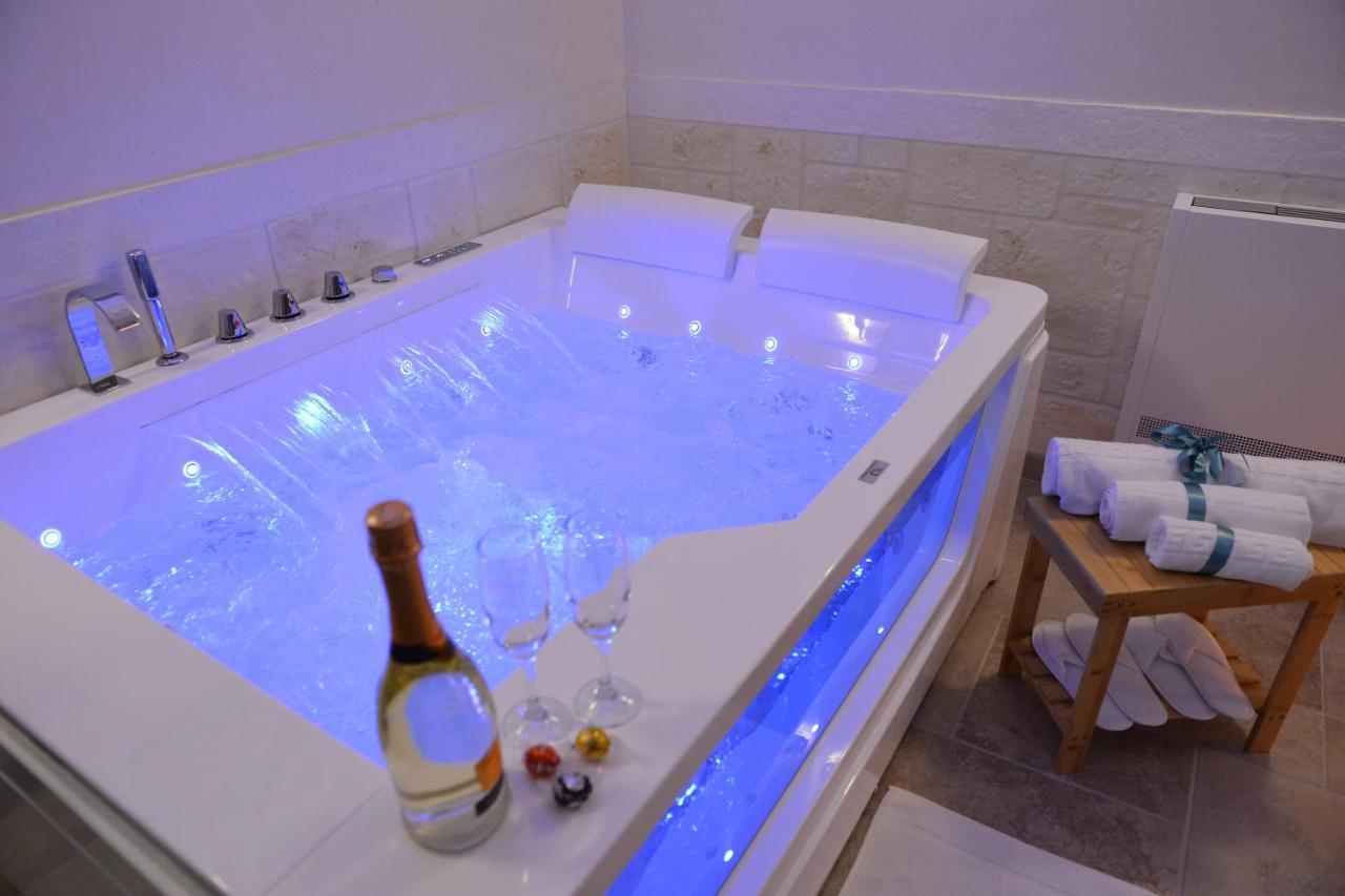 Suite Laurel Spa Con Idromassaggio Fasano Buitenkant foto