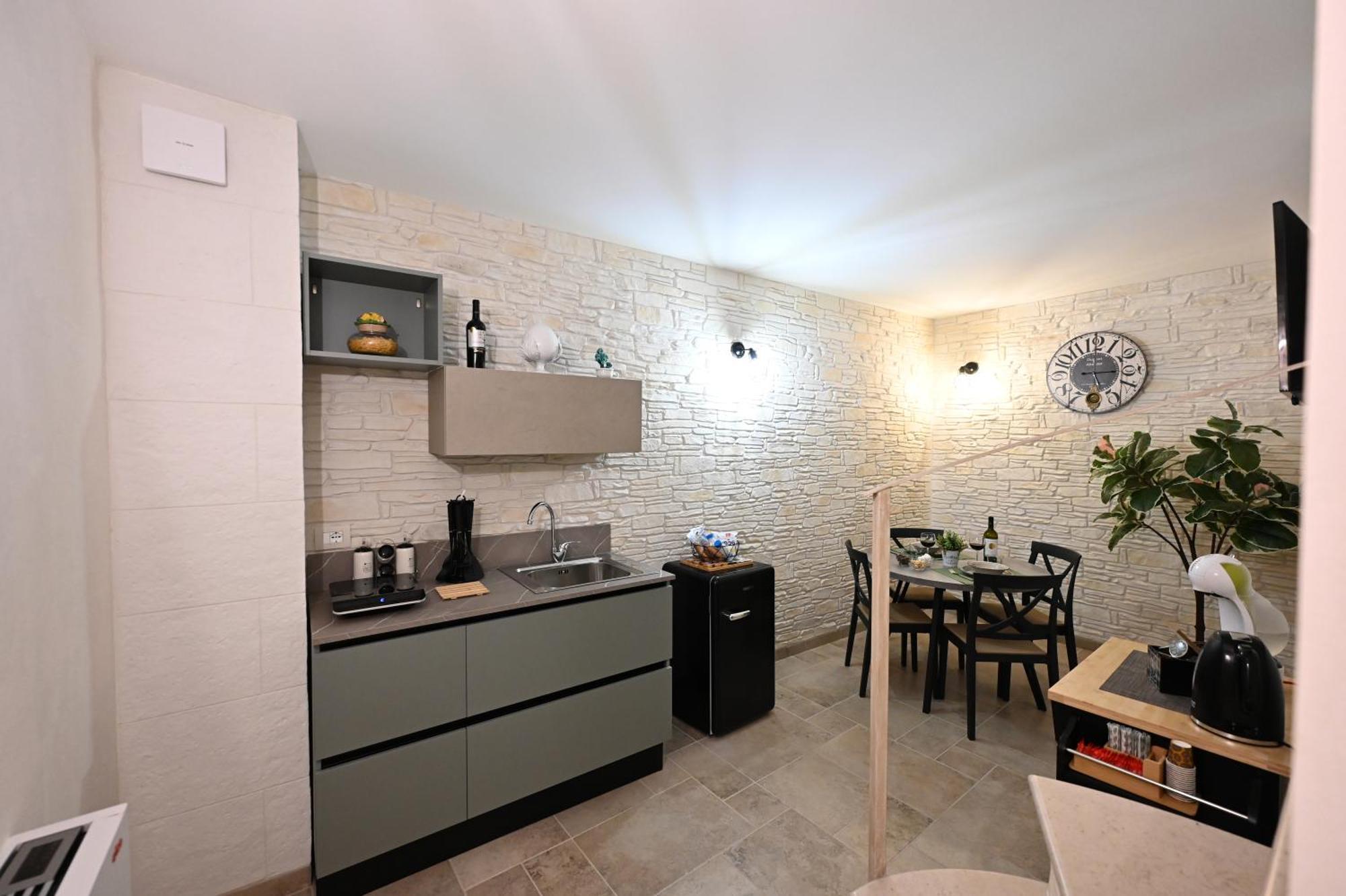 Suite Laurel Spa Con Idromassaggio Fasano Buitenkant foto